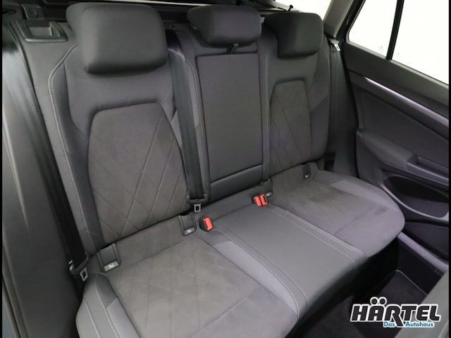 Volkswagen Golf 2.0 TDI DSG Style Variant