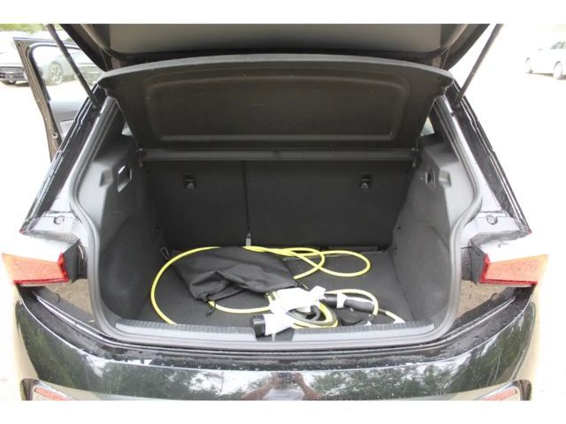 Cupra Born 60kWh 5-J-GARANTIE NAVI WÄRMEP. KAMERA ACC CONNECT