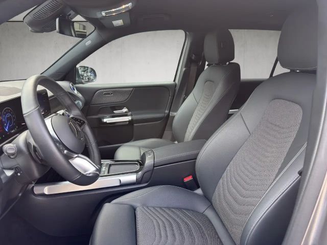 Mercedes-Benz EQB 250