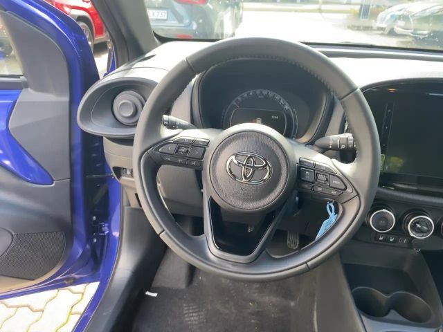 Toyota Aygo X 1.0 VVT-i Business