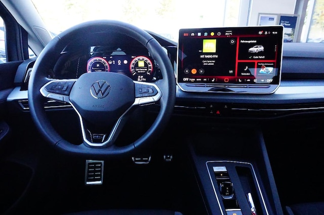 Volkswagen Golf 1.5 TSI DSG