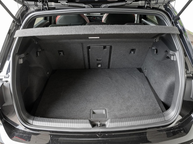 Volkswagen Golf 2.0 TSI DSG