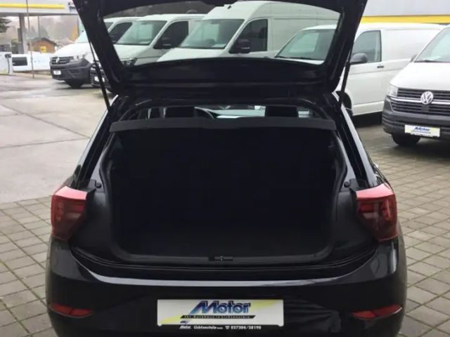 Volkswagen Polo Goal 15"LM AHZV Navi 2AC+ LED FLA 4PDC CAM