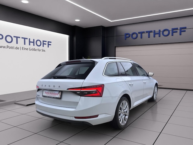 Skoda Superb 2.0 TDI Combi Style Style
