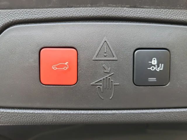 Opel Grandland X Sondermodell "Elegance" aus 1-Hand