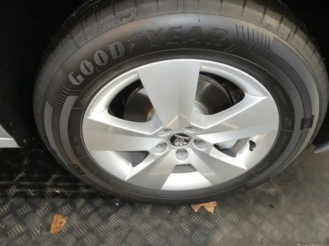 Skoda Kamiq Essence TSI