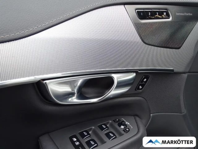 Volvo XC90 AWD Dark Plus Recharge