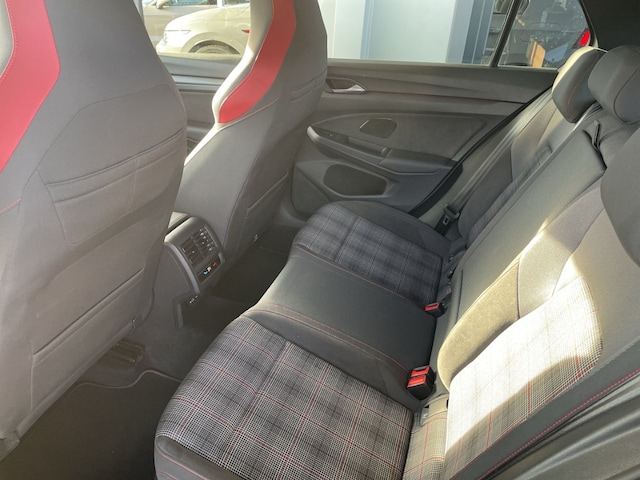 Volkswagen Golf 2.0 TSI DSG Golf VIII IQ.Drive