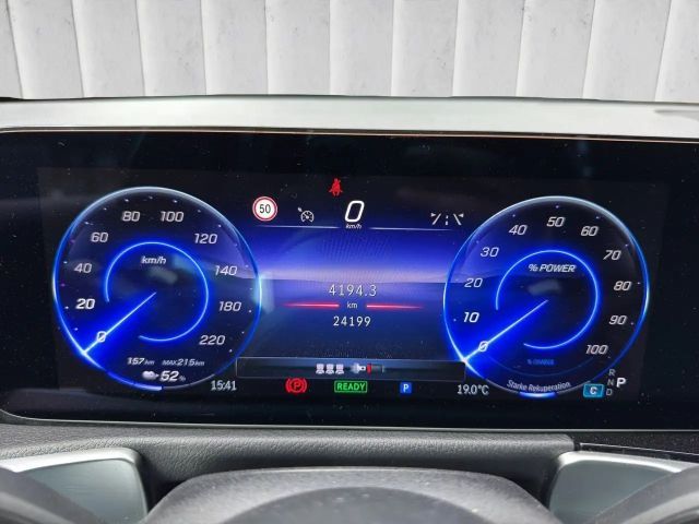 Mercedes-Benz EQB 350 4MATIC AMG Line