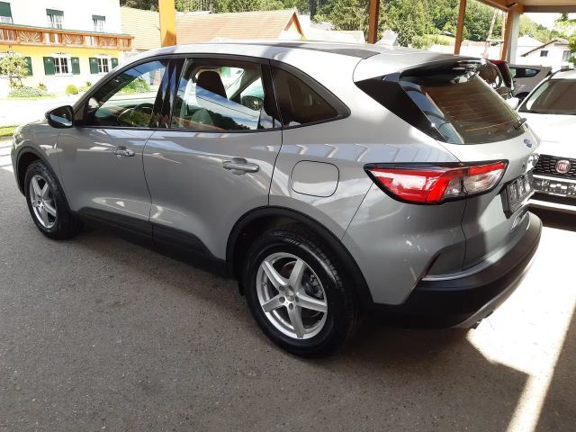 Ford Kuga Cool & Connect