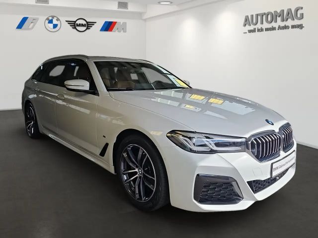 BMW 520 520d M-Sport xDrive