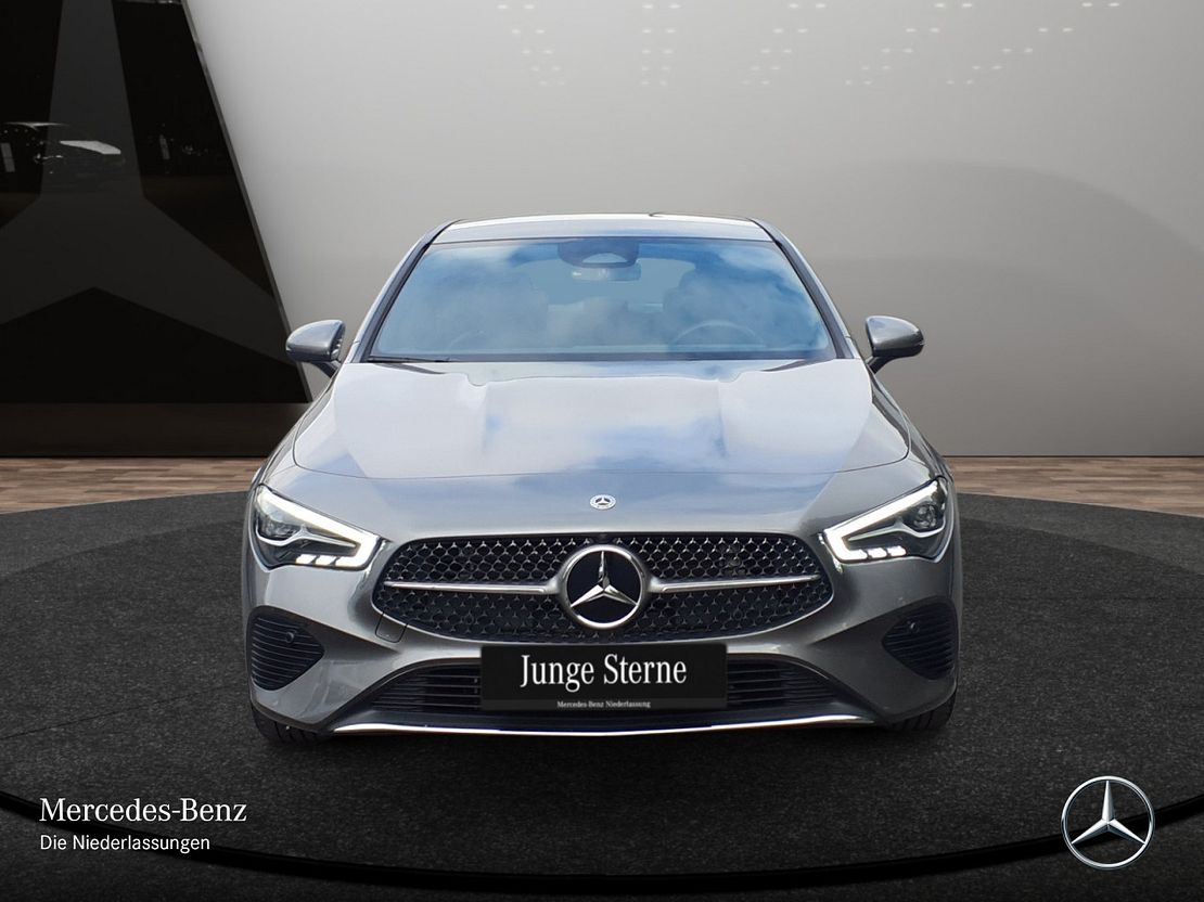 Mercedes-Benz CLA 180 Shooting Brake