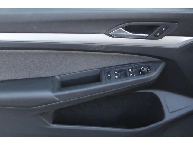 Volkswagen Golf 1.5 TSI Move