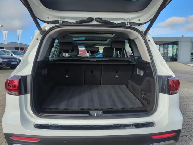 Mercedes-Benz GLB 200 AUTOM+MULTIBEAM+360°KAMERA+AHK+TOTW+PANO