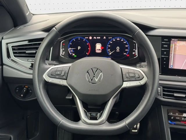 Volkswagen Polo 1.0 TSI DSG IQ.Drive R-Line