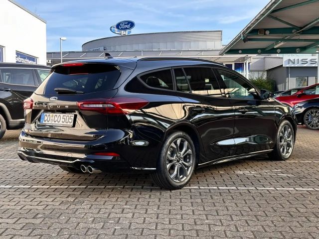 Ford Focus ST Line Wagon