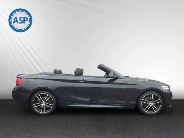 BMW 220 220i Cabrio M-Sport