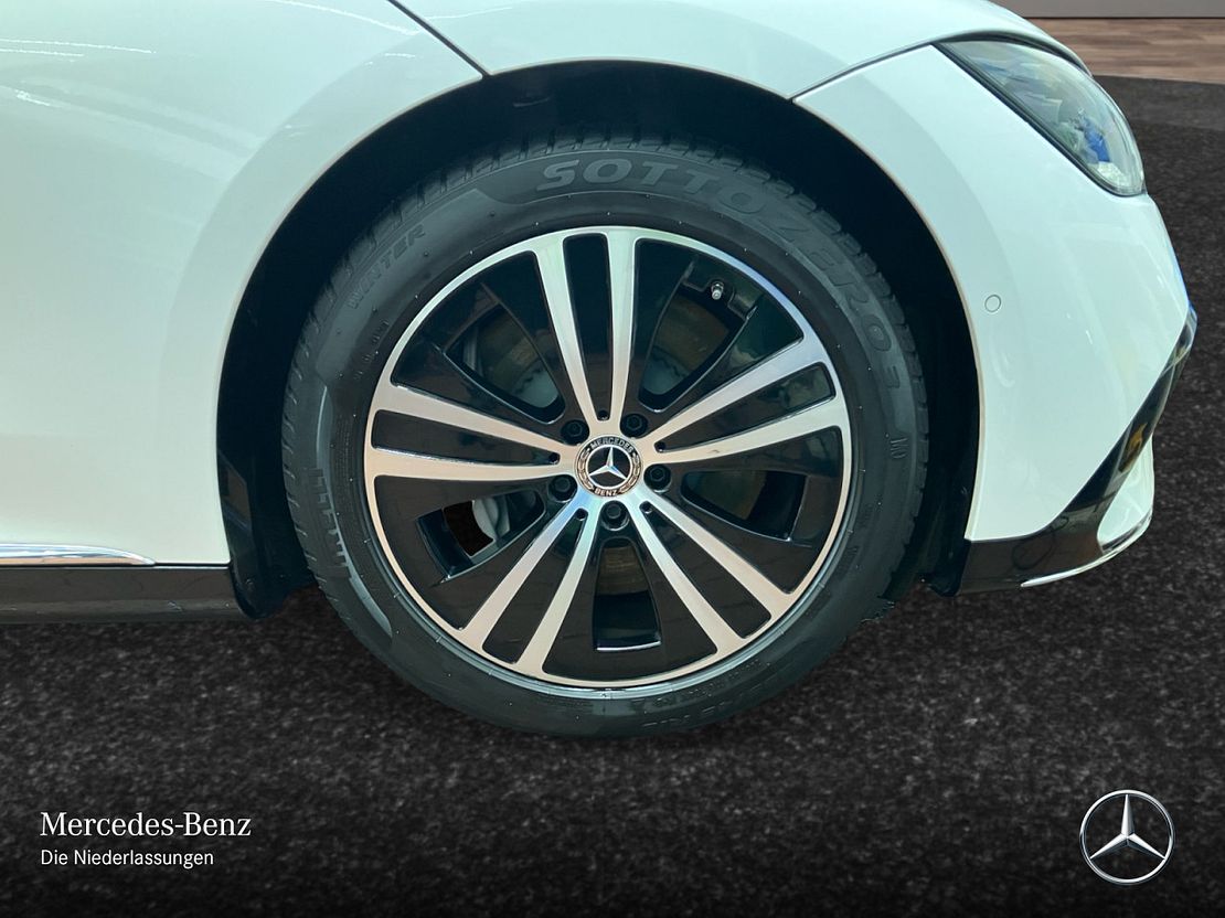 Mercedes-Benz EQE 350 Sedan