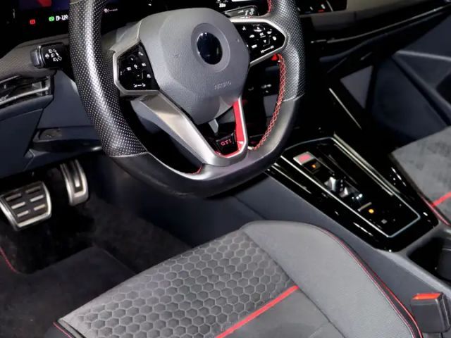 Volkswagen Golf 2.0 TSI DSG GTI