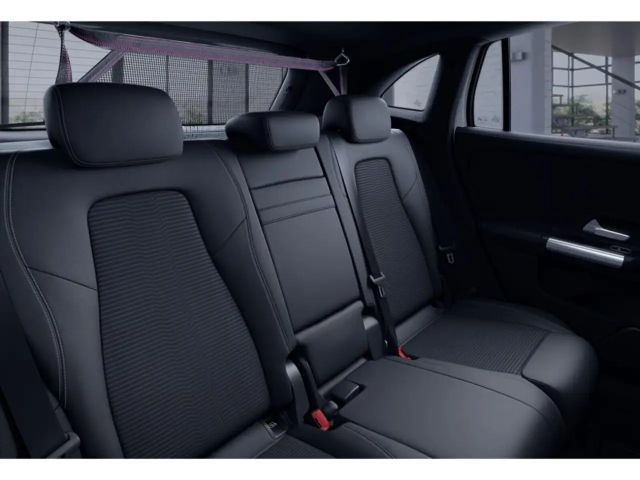 Mercedes-Benz GLA 200 Progressive