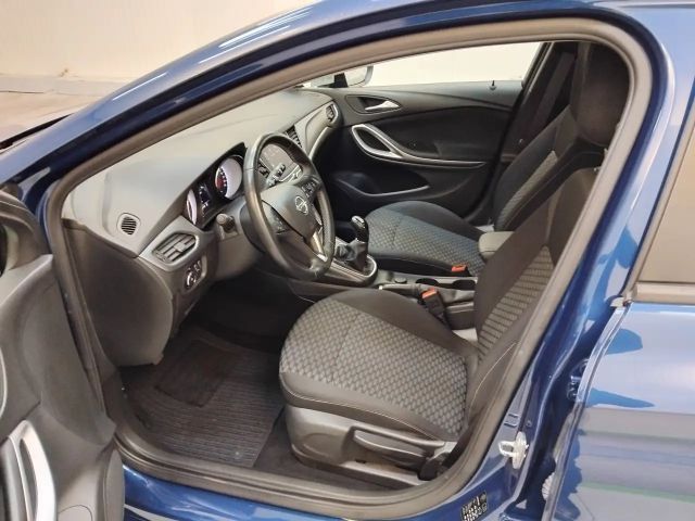 Opel Astra 1.2 Turbo Edition Turbo