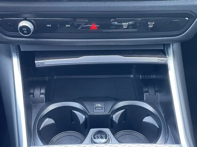 BMW 330 330i M-Sport xDrive