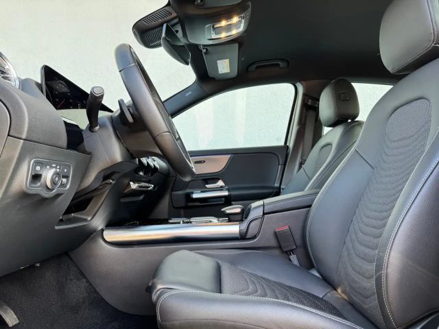 Mercedes-Benz EQA 300 4MATIC