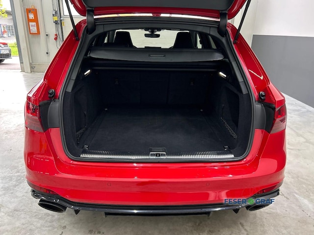 Audi RS4 Avant Quattro