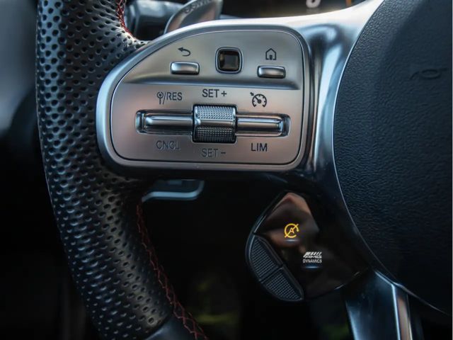 Mercedes-Benz A 35 AMG 4MATIC AMG Line