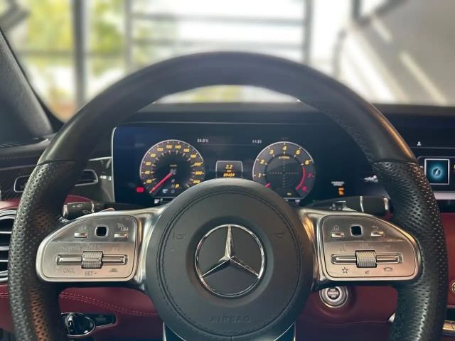 Mercedes-Benz S 560 AMG Line