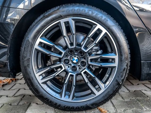 BMW 520 520d M-Sport Touring