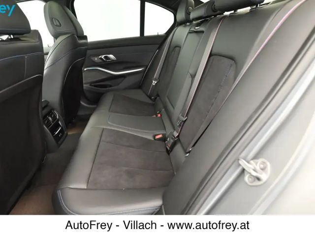 BMW 330 330e Sedan xDrive