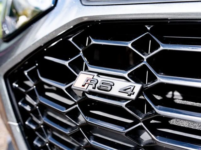 Audi RS4 Avant Quattro