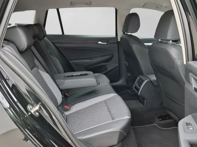 Volkswagen Golf 2.0 TDI DSG IQ.Drive Variant