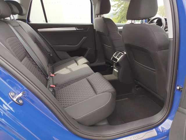 Skoda Superb Ambition Combi