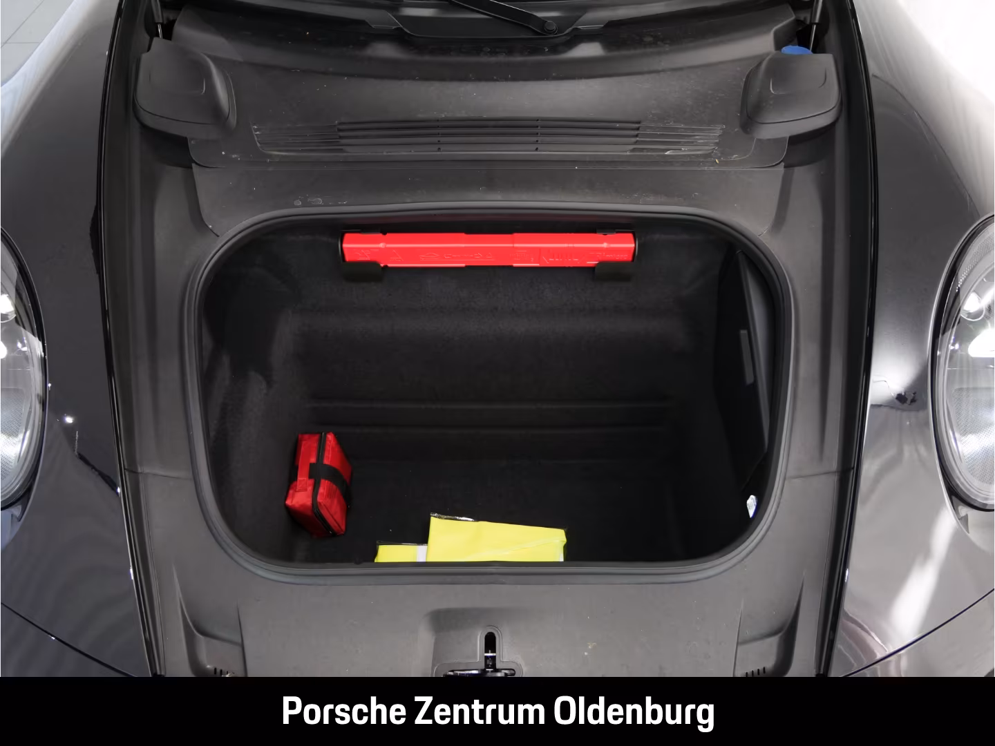 Porsche 911 4 992 Cabriolet Carrera GTS