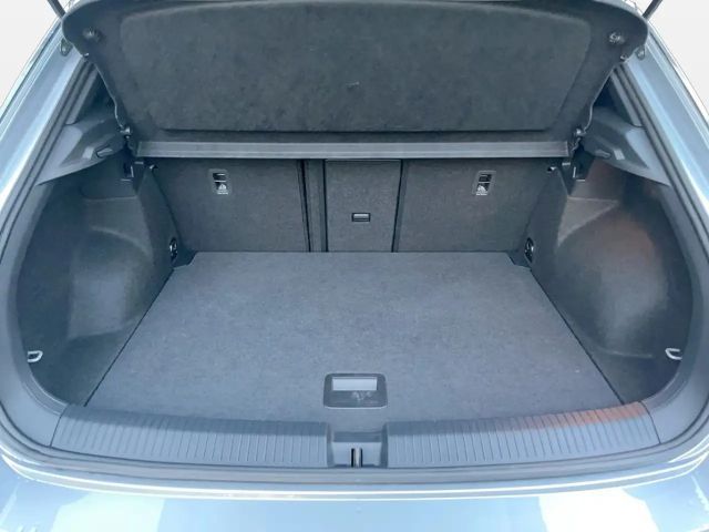 Volkswagen T-Roc 1.5 TSI DSG IQ.Drive R-Line