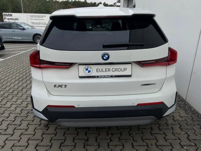 BMW iX1 xDrive