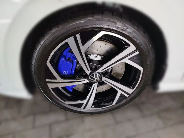 Volkswagen Golf 2.0 TSI 4Motion DSG Golf VIII