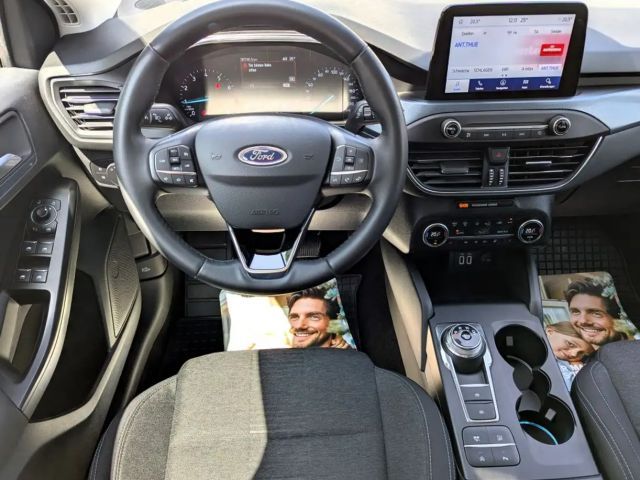 Ford Focus Active EcoBoost