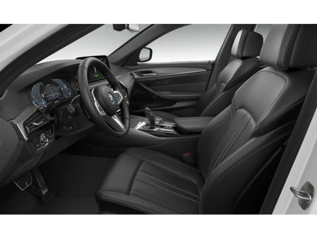 BMW 530 530e M-Sport Touring xDrive