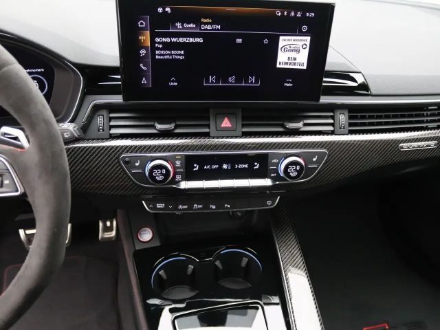 Audi RS4 Competition