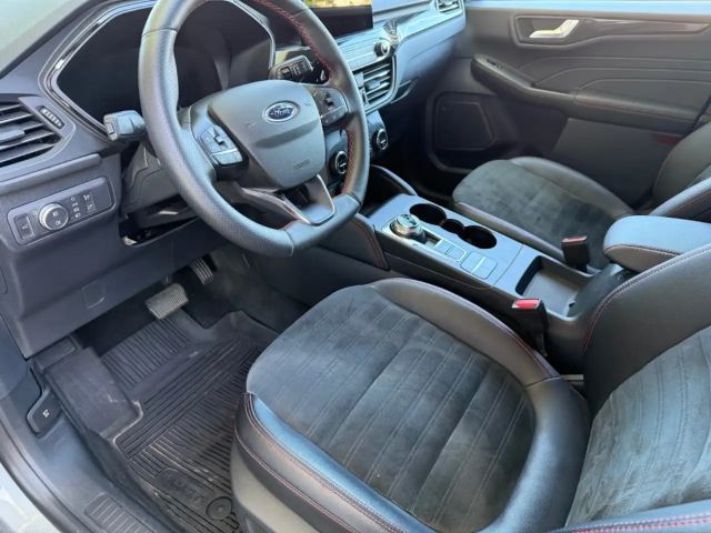 Ford Kuga Hybrid ST Line X