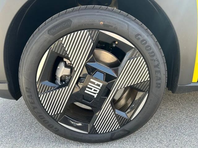 Fiat Grande Panda E La Prima