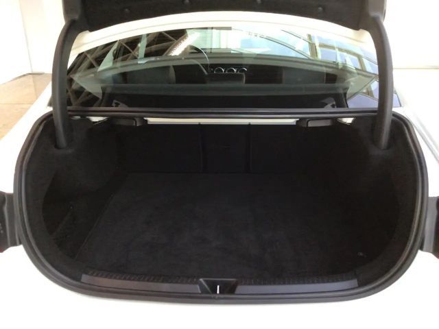 Mercedes-Benz A 200 AMG Line Premium