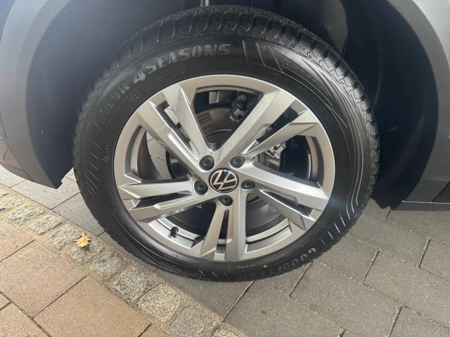 Volkswagen T-Roc 1.5 TSI DSG R-Line