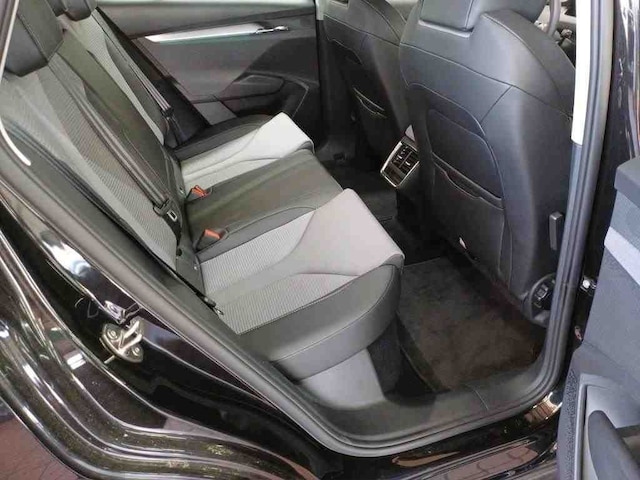 Skoda Enyaq Enyaq iV 55kWh 109kW Navi R-Kamera Keyless 19"