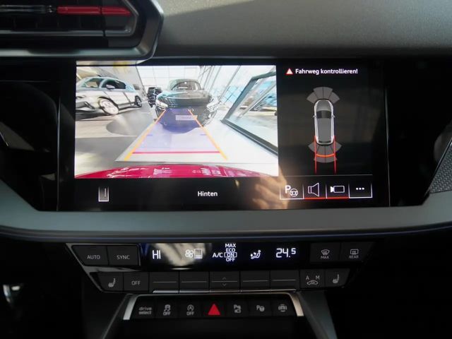 Audi RS3 S-Tronic Sedan Sportback