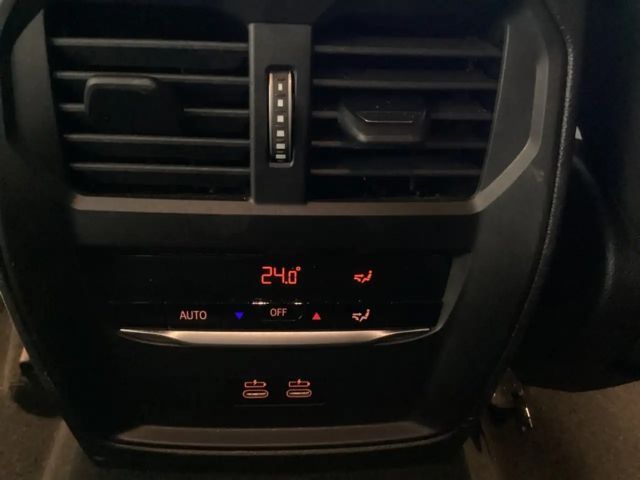 BMW 320 320d M-Sport Sedan xDrive