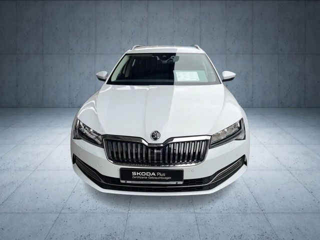 Skoda Superb 2.0 TDI Combi Style Style